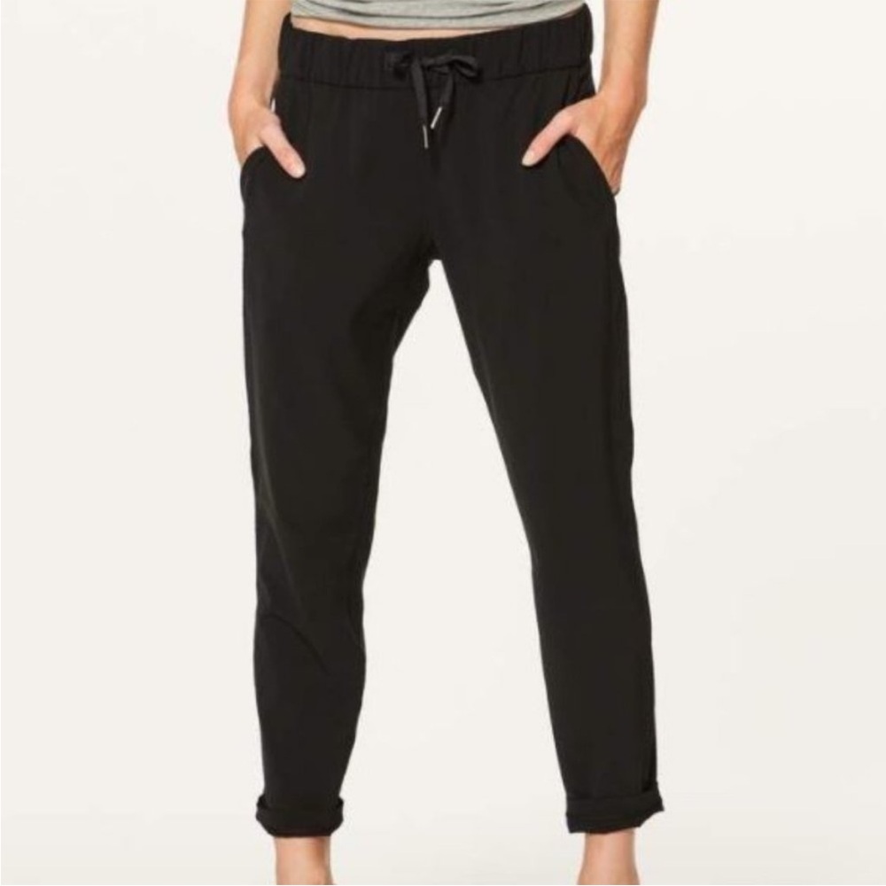 Lululemon On The Fly Woven Pant